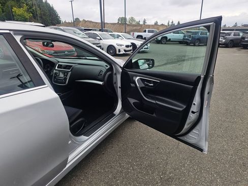 Used 2017 Nissan Altima 2.5 S w/ Power Driver Seat Package FWD image 26
