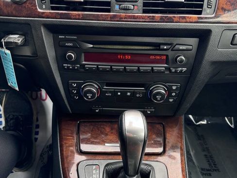 Used 2007 BMW 328i Convertible image 20