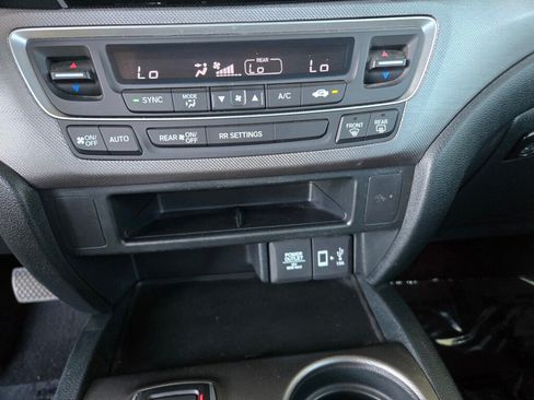 Certified 2023 Honda Ridgeline Sport image 17