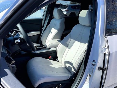 New 2026 Acura RDX SH-AWD image 33