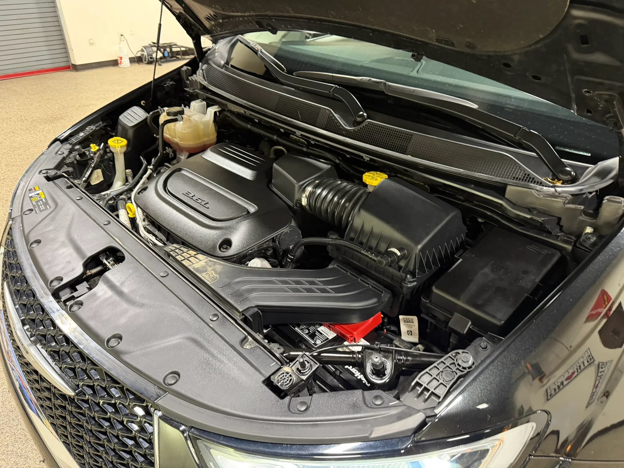 Used 2023 Chrysler Pacifica Touring-L FWD image 55