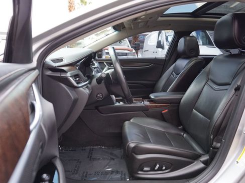 Used 2019 Cadillac XTS Luxury FWD image 16