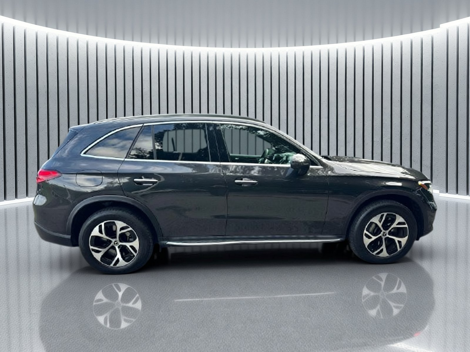 Certified 2026 Mercedes-Benz GLC 350e 4MATIC image 6