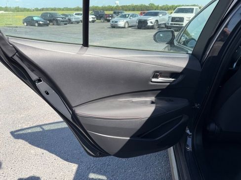 Used 2023 Toyota Corolla SE image 15