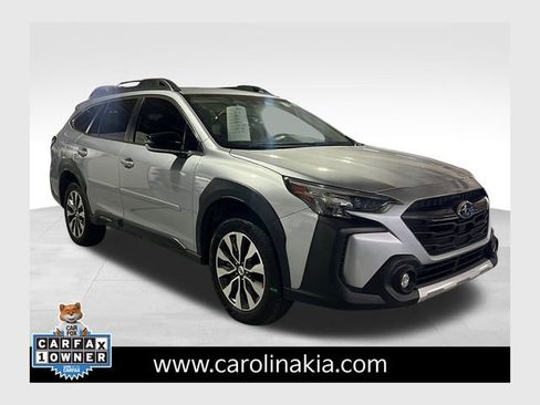 Used 2023 Subaru Outback Limited image 1