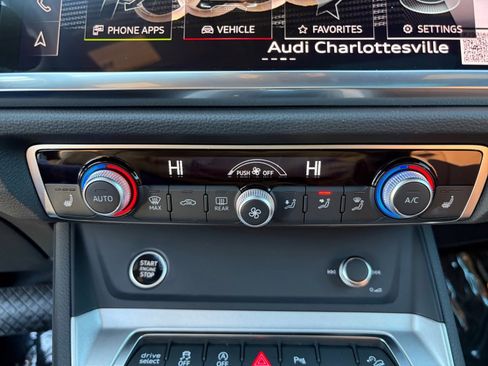 Certified 2025 Audi Q3 2.0T Premium Plus w/ Premium Plus Package image 18