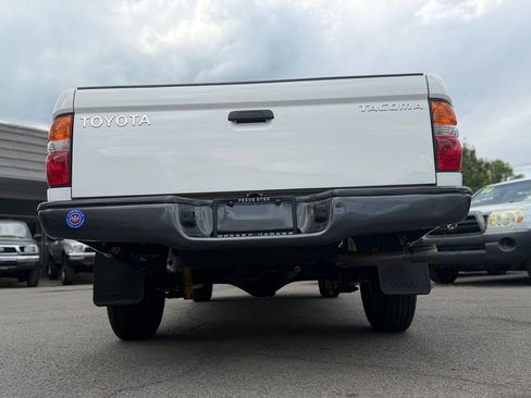 Used 2004 Toyota Tacoma 2WD Regular Cab w/ Enhancement Pkg image 93