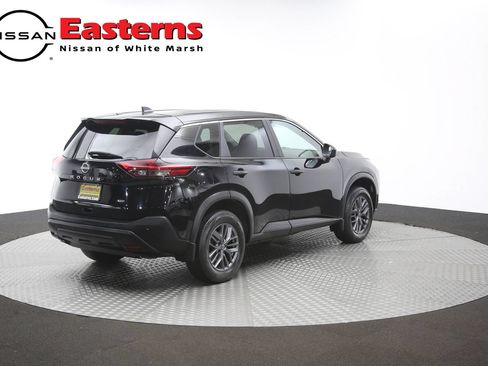 Used 2023 Nissan Rogue S AWD/4WD image 37