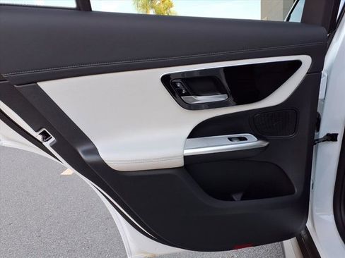 New 2026 Mercedes-Benz GLC 300 image 17