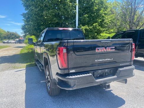 Used 2024 GMC Sierra 3500 Denali AWD/4WD image 4