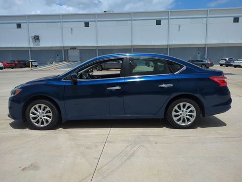 Used 2019 Nissan Sentra SV FWD image 8