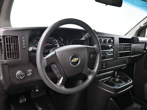 Used 2014 Chevrolet Express 3500 LS RWD image 13