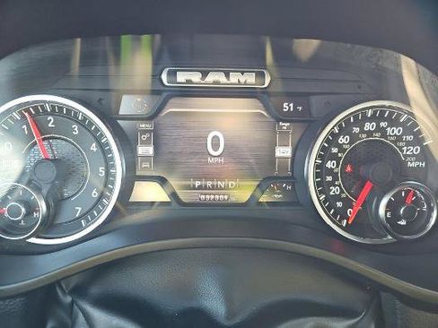 Used 2023 RAM 1500 Laramie AWD/4WD image 10