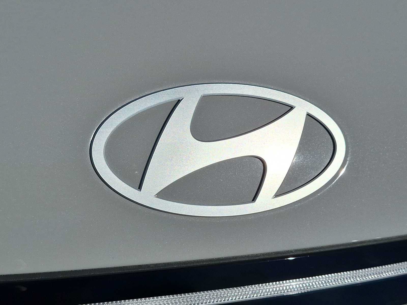 New 2026 Hyundai Kona Limited FWD image 11