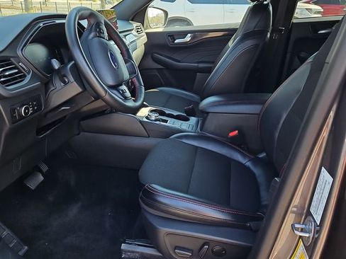 Used 2025 Ford Escape ST-Line Select image 12