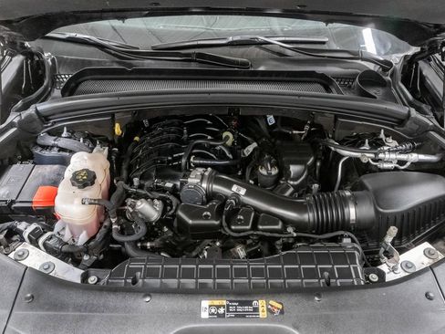 Certified 2023 Jeep Grand Cherokee L Altitude AWD/4WD image 3