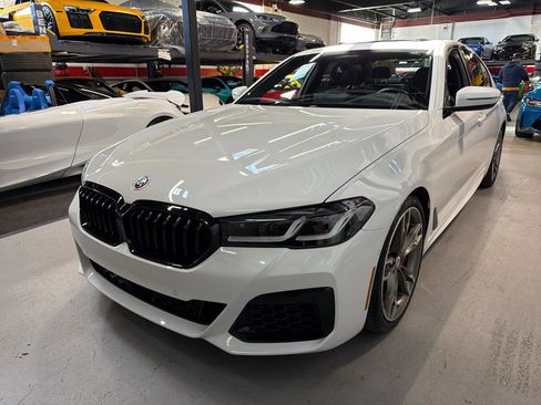 Used 2023 BMW M550i xDrive w/ Executive Package image 11