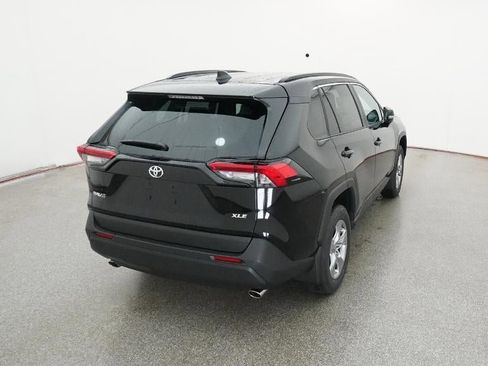 New 2025 Toyota RAV4 XLE image 41