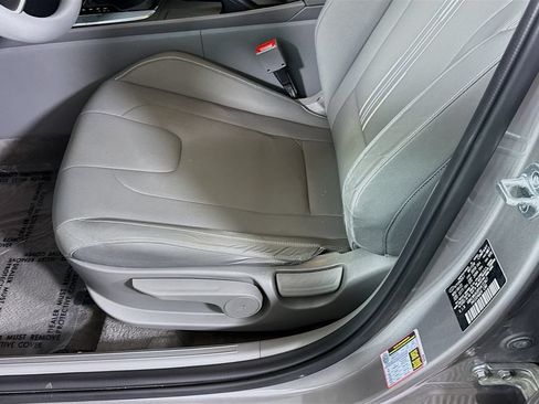 Used 2023 Hyundai Elantra SEL w/ Cargo Package FWD image 23
