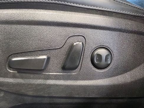 Used 2021 Kia Telluride S FWD image 16