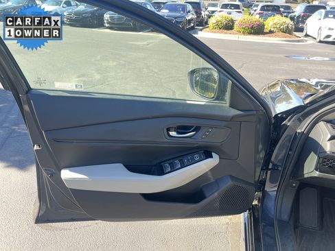 Used 2023 Honda Accord Touring image 14