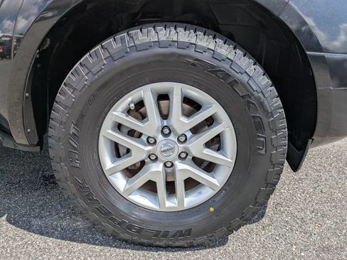 Used 2016 Nissan Frontier SV AWD/4WD image 11