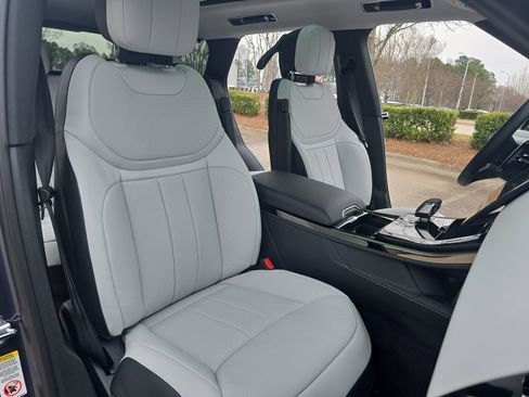 New 2026 Land Rover Range Rover Sport Dynamic SE image 10