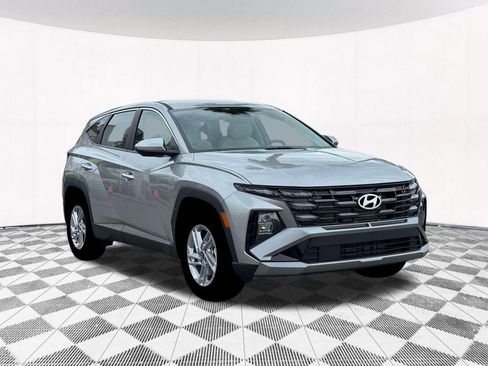 New 2026 Hyundai Tucson SE image 17