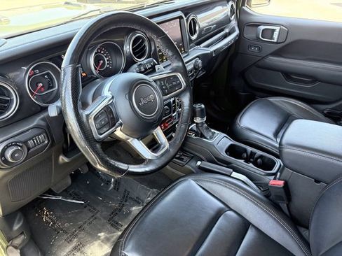 Used 2022 Jeep Wrangler Unlimited Rubicon AWD/4WD image 19