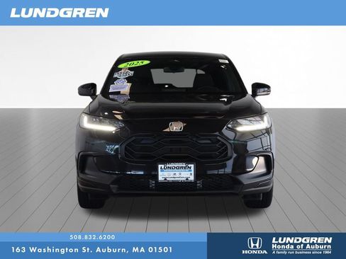 Used 2025 Honda HR-V Sport image 3