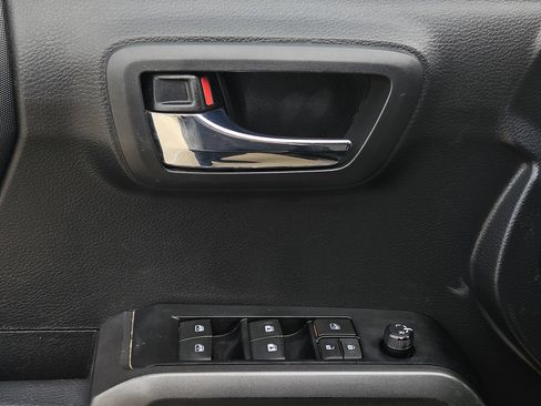 Used 2023 Toyota Tacoma TRD Sport image 23