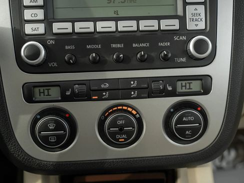 Used 2008 Volkswagen Eos Lux image 25