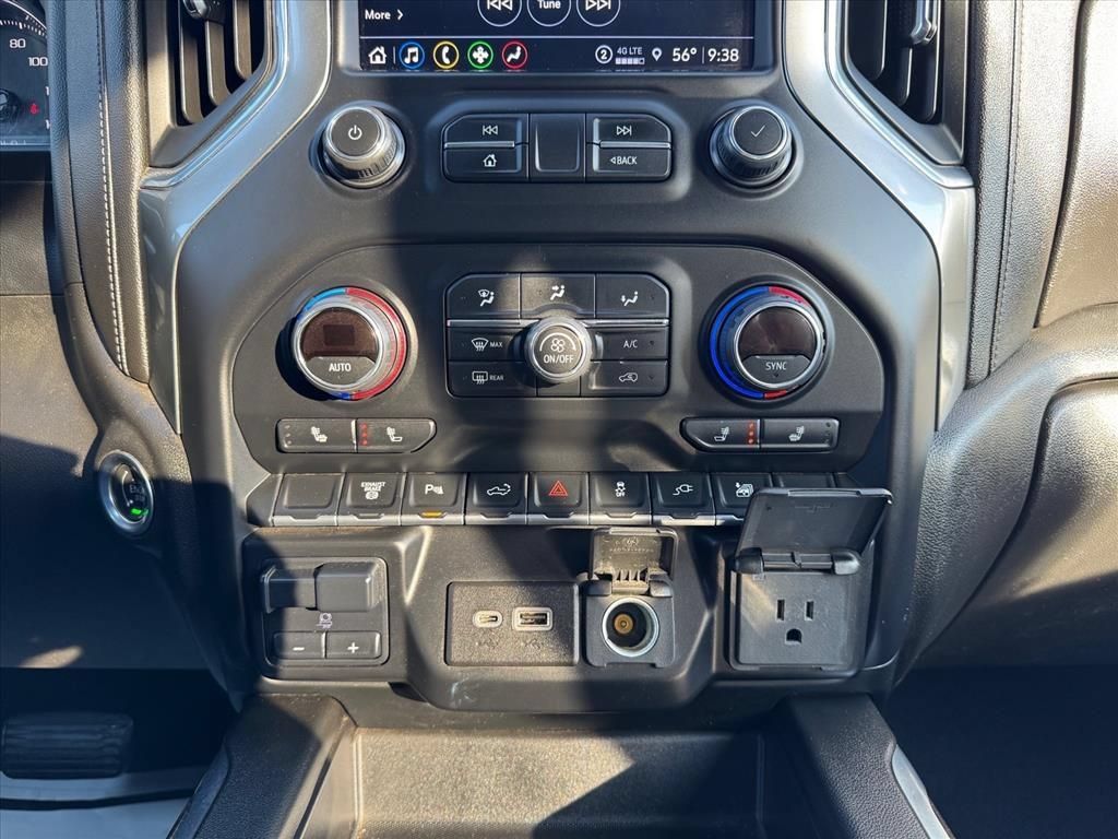 Used 2022 Chevrolet Silverado 3500 LT AWD/4WD image 21