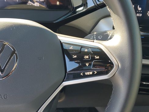 Used 2023 Volkswagen ID.4 Pro image 21