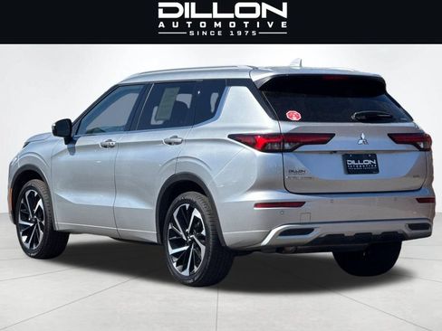 Used 2024 Mitsubishi Outlander SEL AWD/4WD image 6