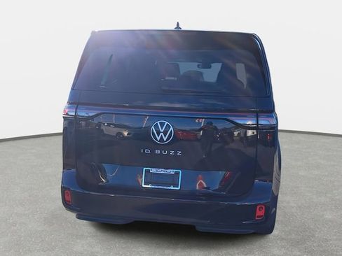 New 2025 Volkswagen ID. Buzz Pro S RWD image 4
