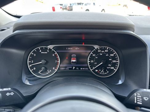 Used 2024 Nissan Rogue SV image 67