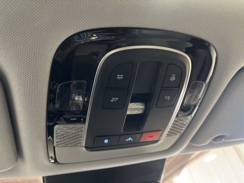 Used 2022 Hyundai Palisade SEL w/ Premium Package image 17