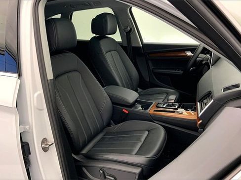 Certified 2023 Audi Q5 2.0T Premium Plus w/ Premium Plus Package image 7