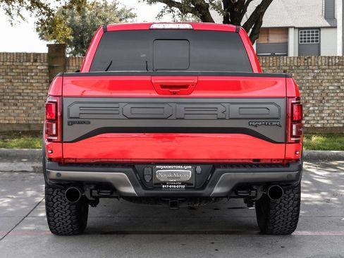 Used 2018 Ford F150 Raptor w/ Equipment Group 802A Luxury image 19