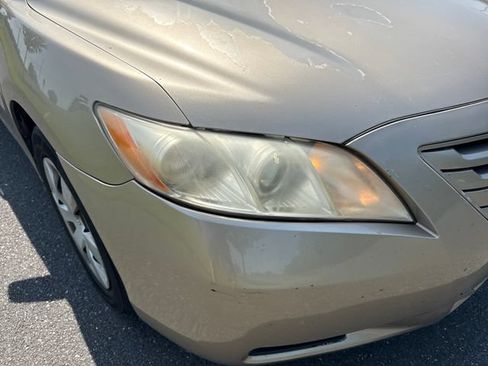 Used 2007 Toyota Camry LE FWD image 12