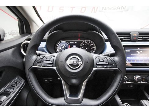 Used 2025 Nissan Versa SV w/ Trunk Package image 12