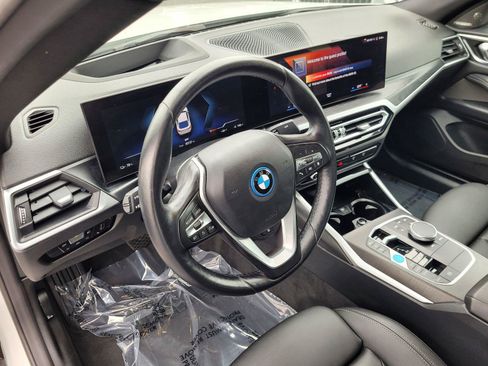 Used 2023 BMW i4 eDrive35 w/ Premium Package RWD image 12