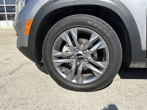 Certified 2023 Kia Seltos S image 9