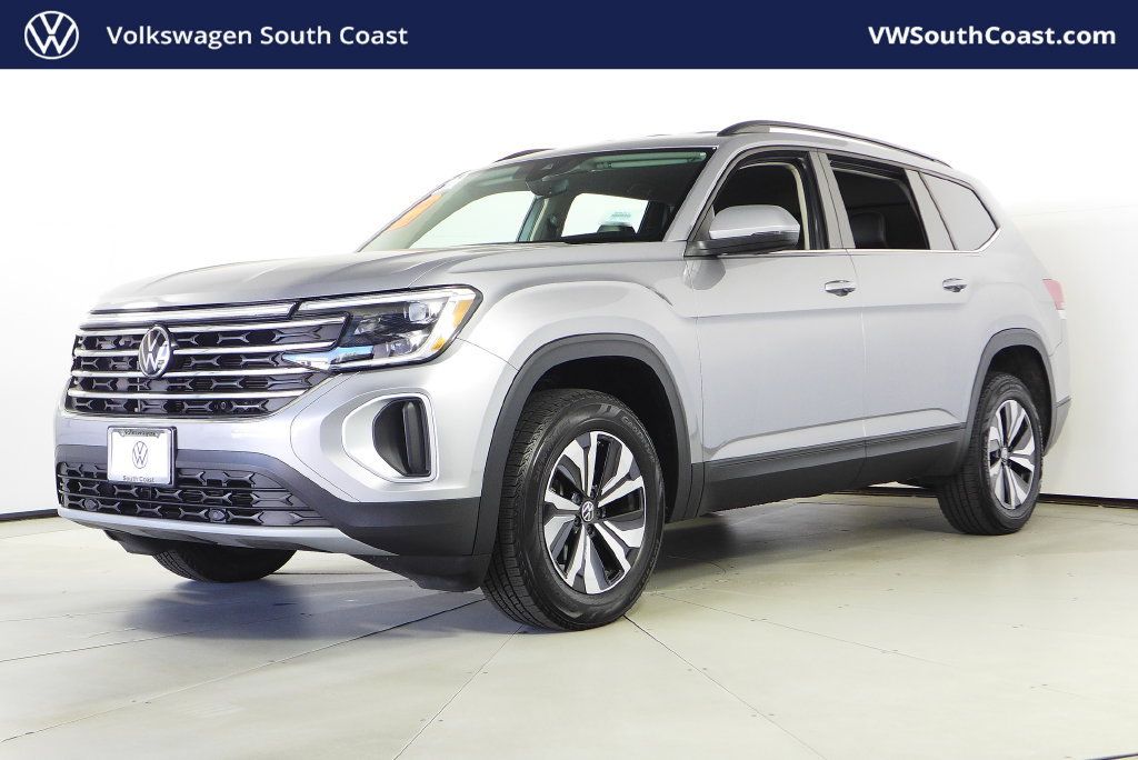 Used 2024 Volkswagen Atlas SE FWD image 1