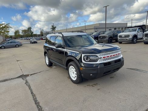 New 2025 Ford Bronco Sport Heritage w/ Convenience Package image 3