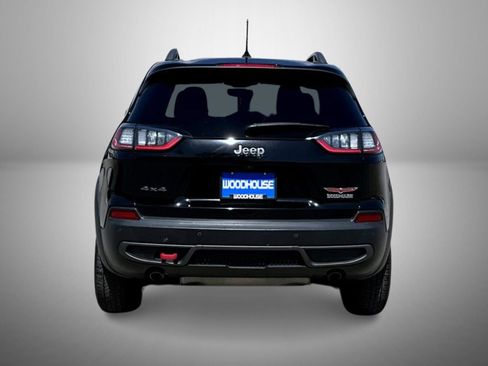 Used 2019 Jeep Cherokee Trailhawk w/ Cold Weather Group AWD/4WD image 6
