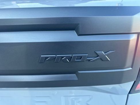 Used 2025 Nissan Frontier Pro-X w/ Pro Convenience Package RWD image 23