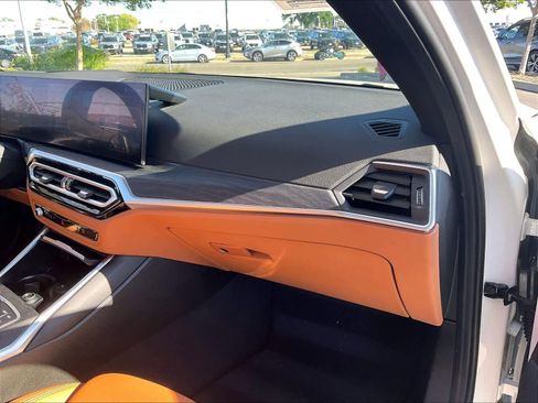 Used 2024 BMW 330i xDrive Sedan w/ Premium Package image 19