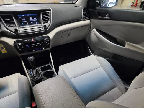 Used 2018 Hyundai Tucson SEL FWD image 17